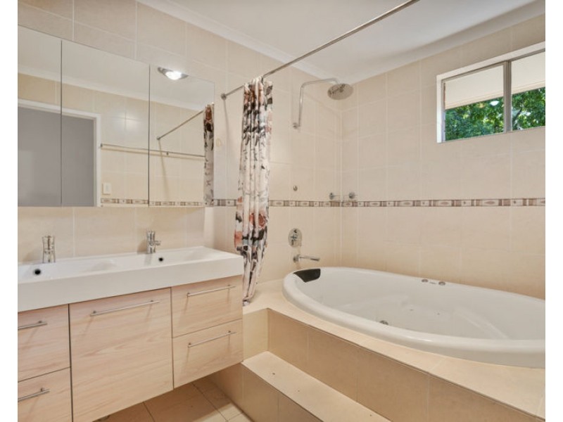 2 Cairncross Street, Sun Valley QLD 4680