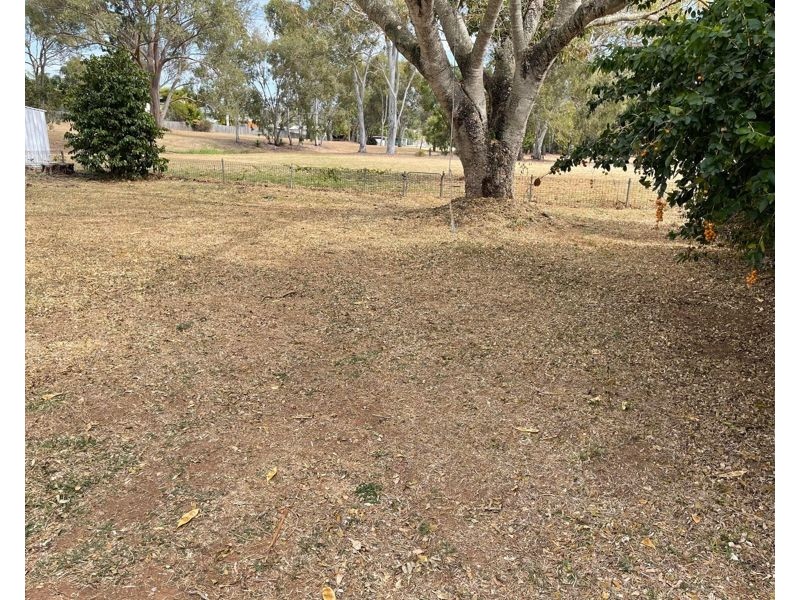 13 Wilkins Street, West Gladstone QLD 4680