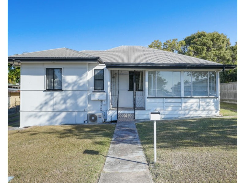 11 White Street, West Gladstone QLD 4680