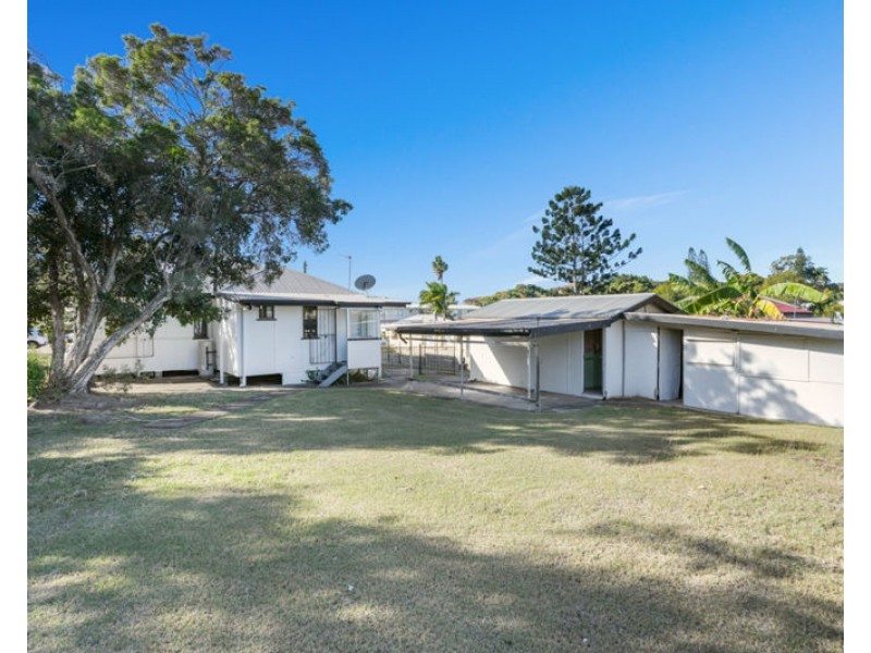 11 White Street, West Gladstone QLD 4680