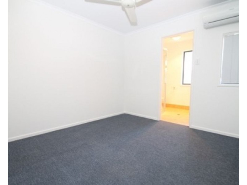2/50 Marten Street, South Gladstone QLD 4680