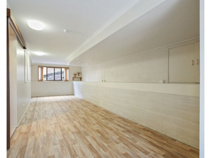 81 Shaw Street, New Auckland QLD 4680