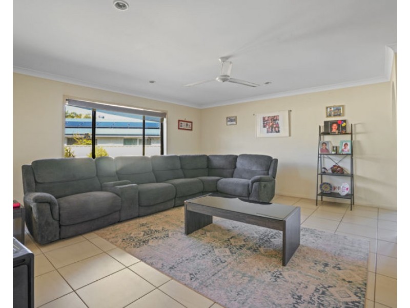 5 McGinlay Street, Clinton QLD 4680