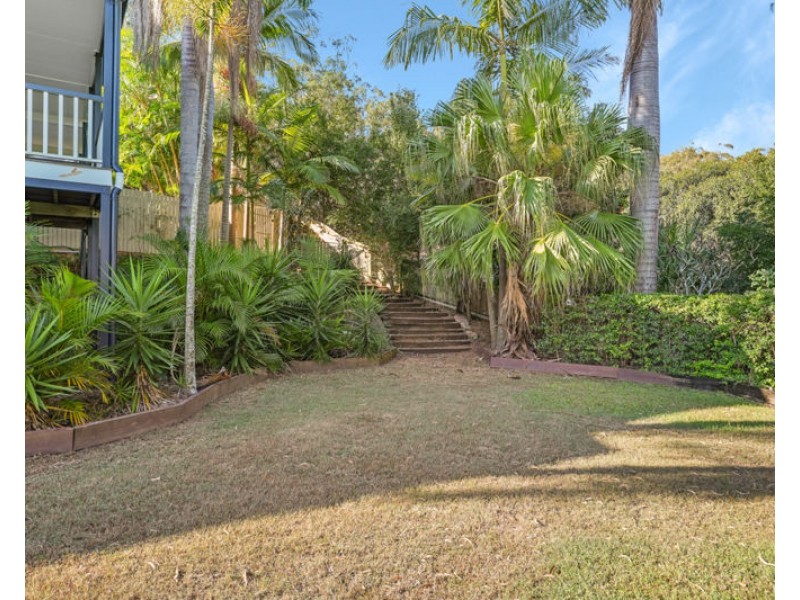 30 Wivenhoe Close, Clinton QLD 4680