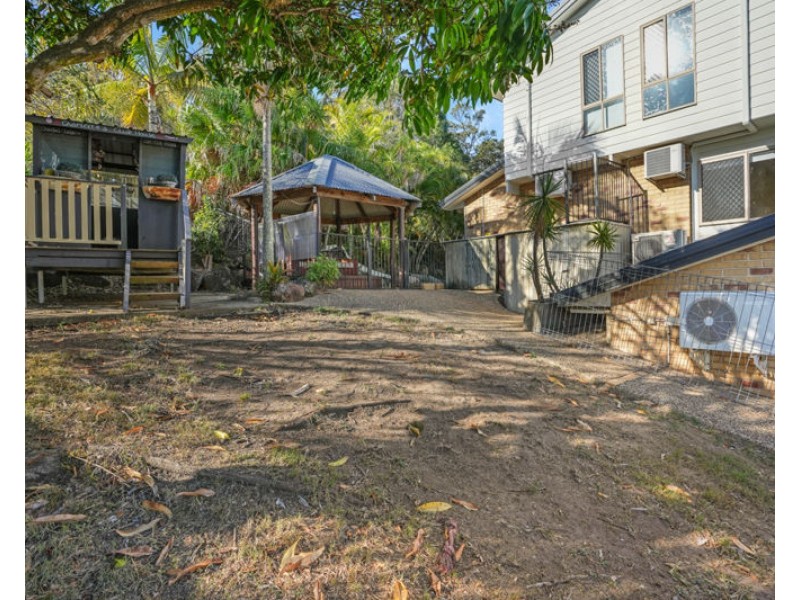 30 Wivenhoe Close, Clinton QLD 4680