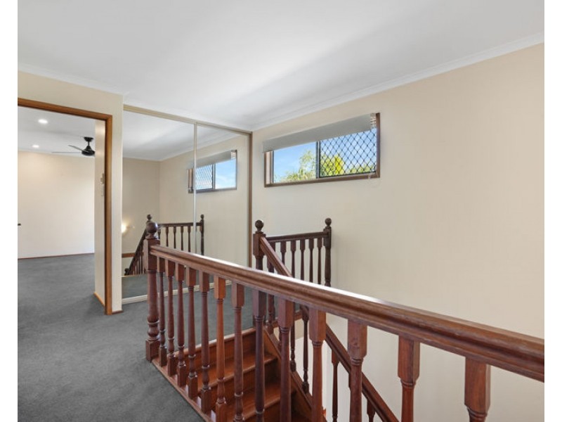 30 Wivenhoe Close, Clinton QLD 4680