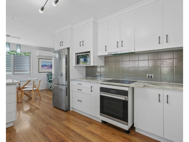 24 Marian Close, Sun Valley QLD 4680