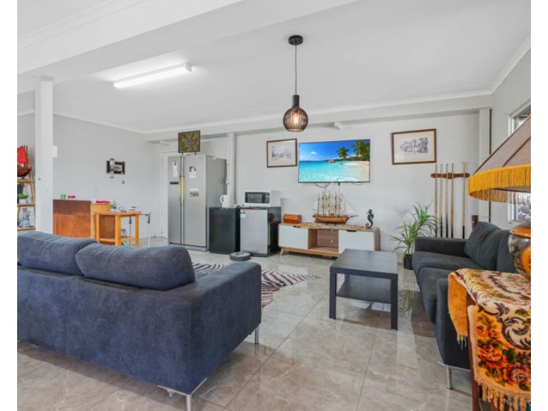 24 Marian Close, Sun Valley QLD 4680