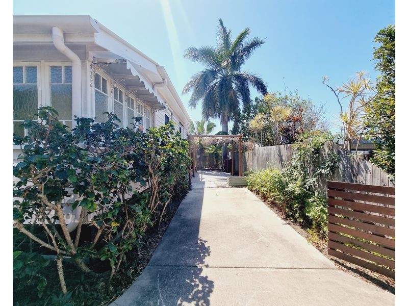 2/7 Stasia Lane, South Gladstone QLD 4680