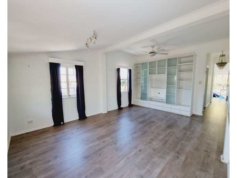 2/7 Stasia Lane, South Gladstone QLD 4680