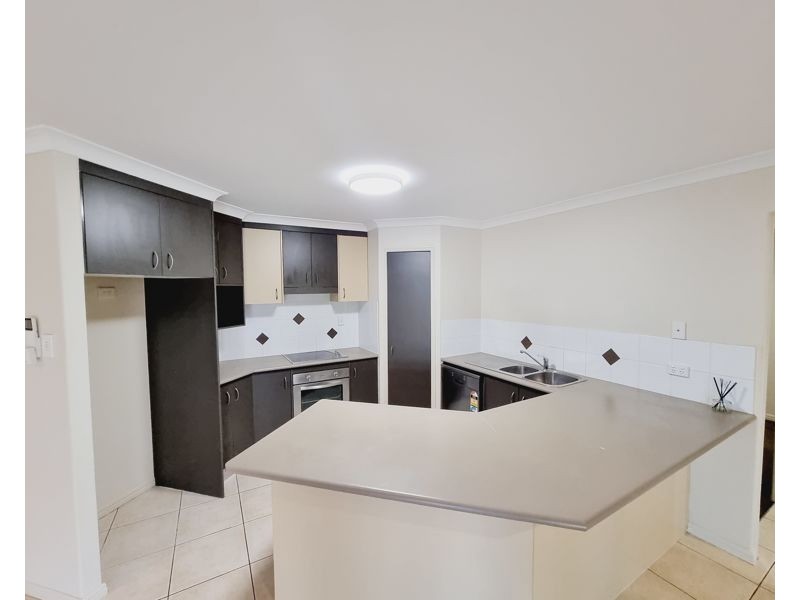 31 Cania Way, Clinton QLD 4680