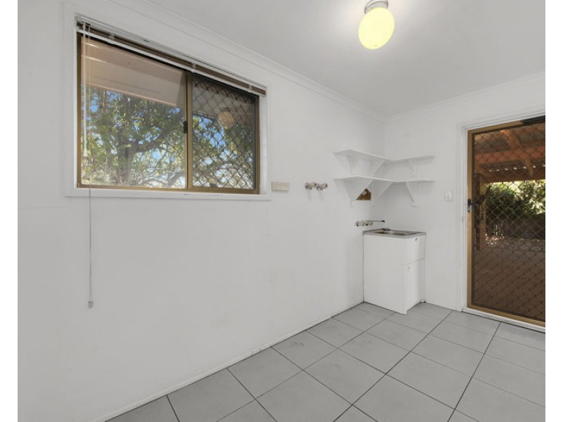 16 Intrepid Street, Clinton QLD 4680