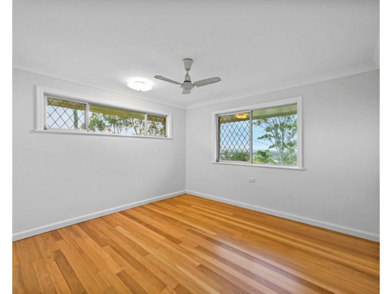 14 Boyne Crescent, West Gladstone QLD 4680