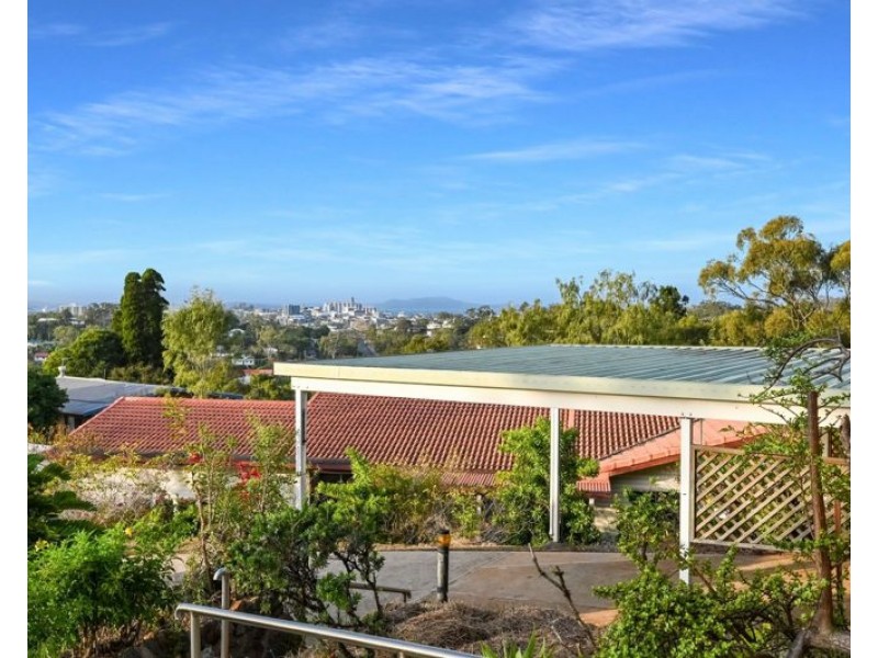 14 Boyne Crescent, West Gladstone QLD 4680