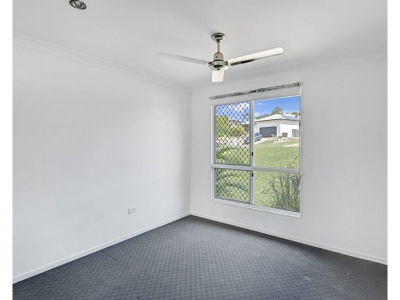 6 Eugenie Court, Glen Eden QLD 4680