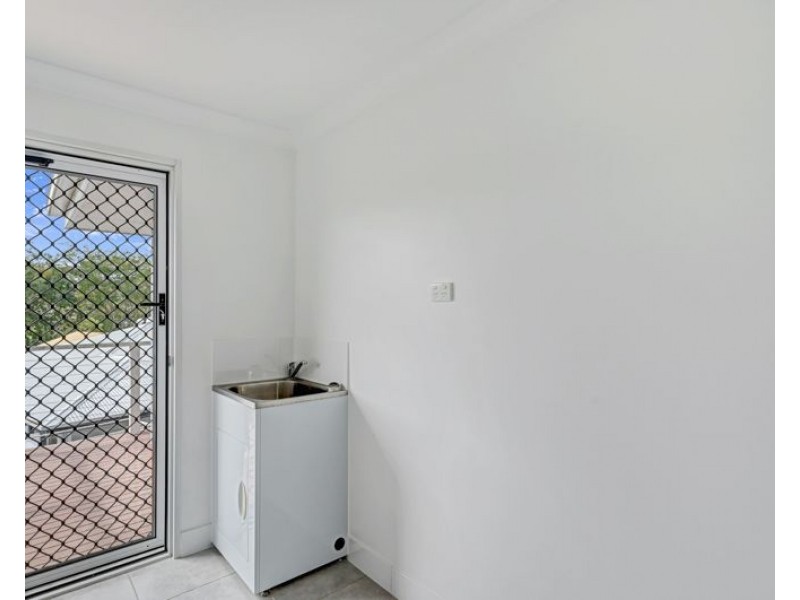 6 Eugenie Court, Glen Eden QLD 4680