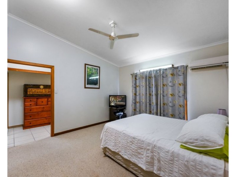 29 Higgins Street, West Gladstone QLD 4680