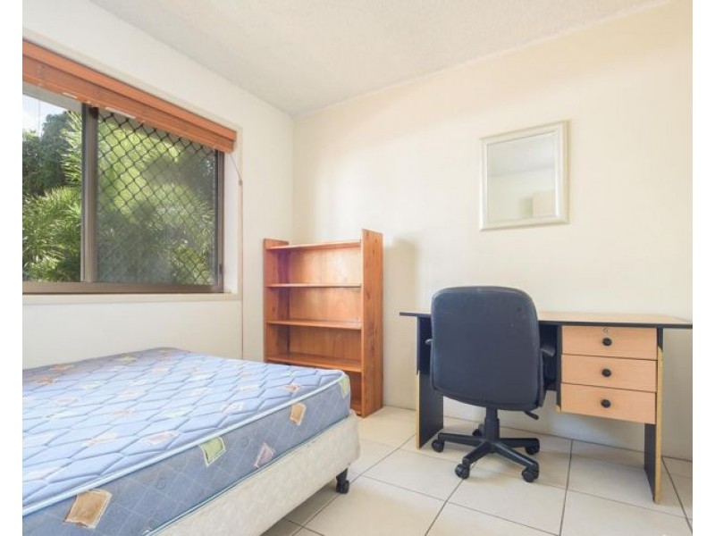 10/7 Kent Street, West Gladstone QLD 4680