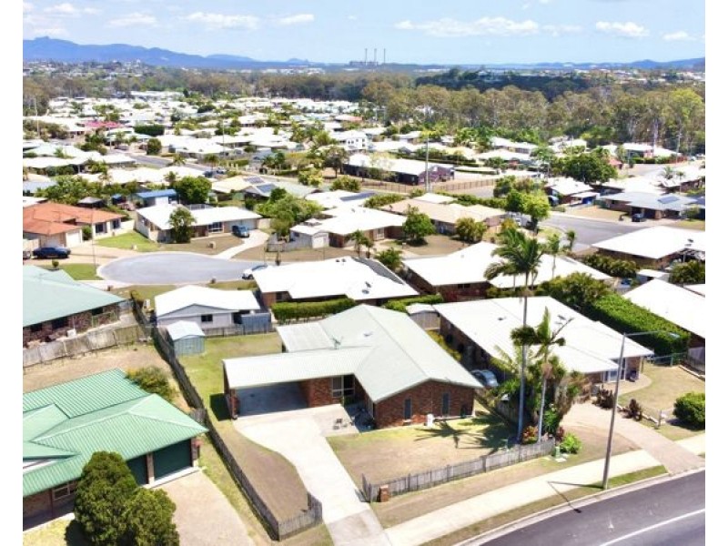 75 Dixon Drive, Telina QLD 4680
