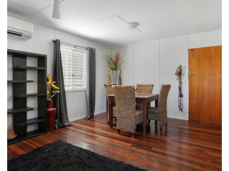 4 Allambee Close, West Gladstone QLD 4680