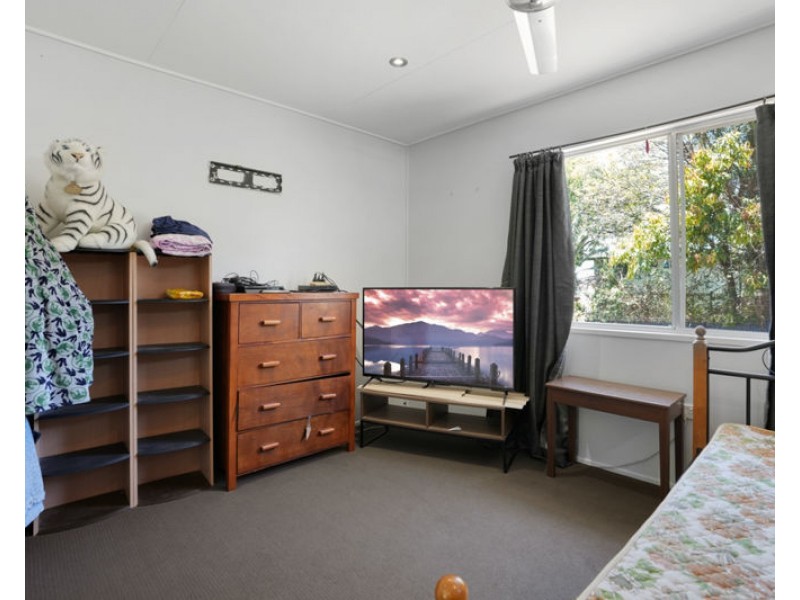 4 Allambee Close, West Gladstone QLD 4680