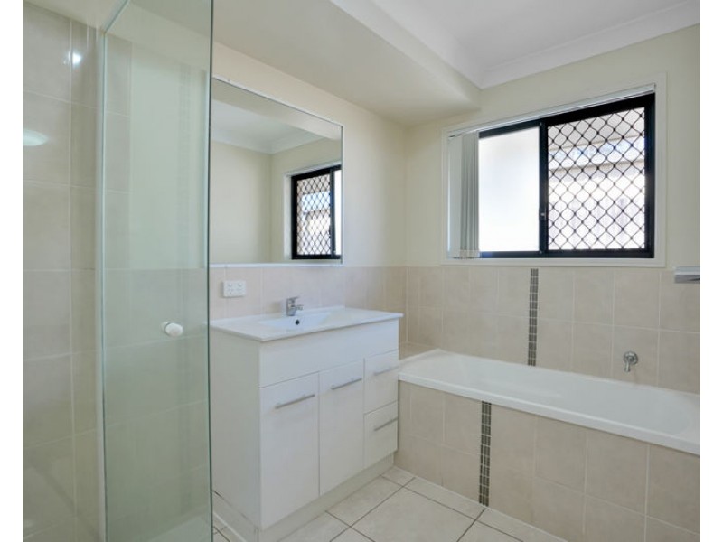 15 Ingra Close, Glen Eden QLD 4680