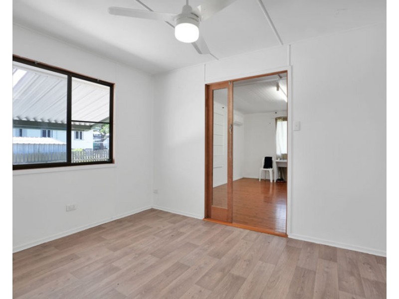 5 Coon Street, Barney Point QLD 4680