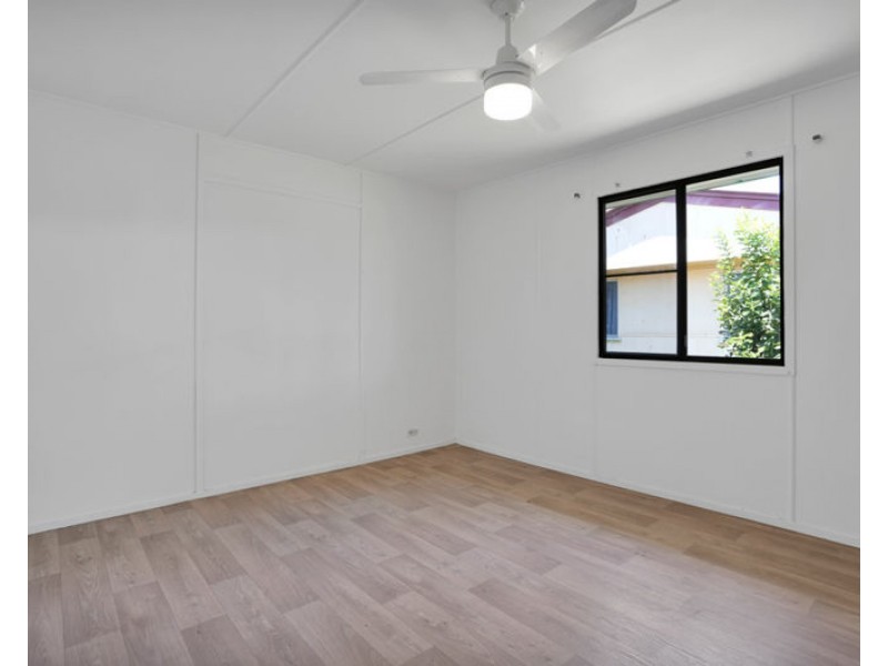 5 Coon Street, Barney Point QLD 4680