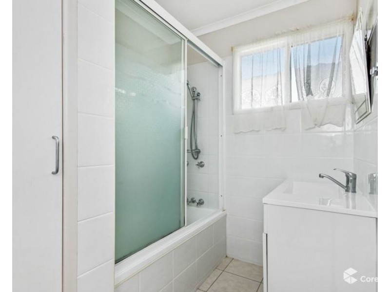 13 Lorikeet Avenue, New Auckland QLD 4680