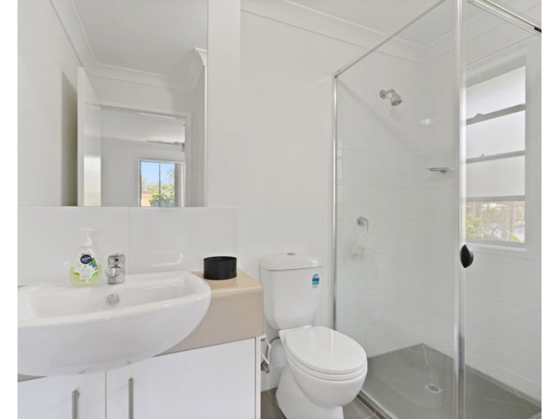 18/2 Beezley Street, Glen Eden QLD 4680