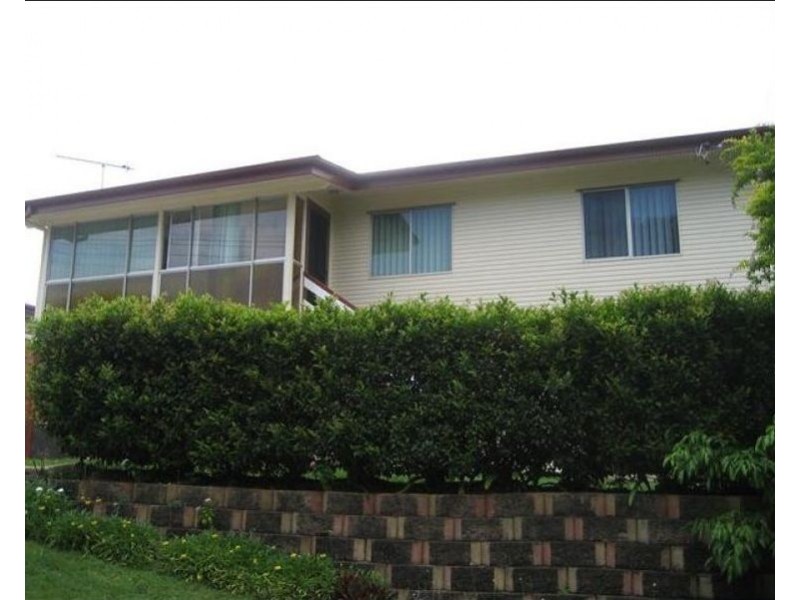 25 Grayson Street, West Gladstone QLD 4680