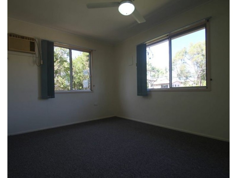 25 Grayson Street, West Gladstone QLD 4680