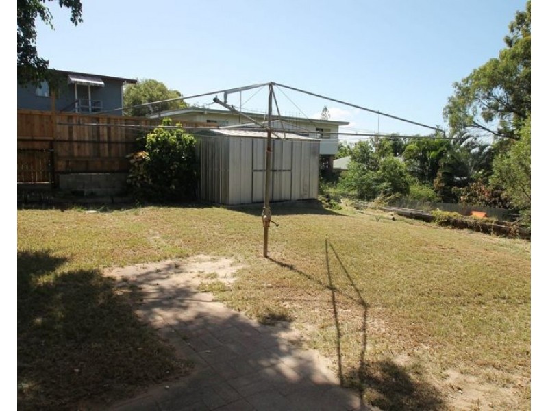 25 Grayson Street, West Gladstone QLD 4680