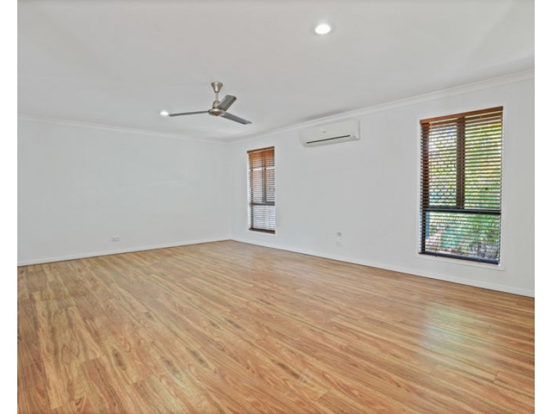 21 Wicks Street, New Auckland QLD 4680