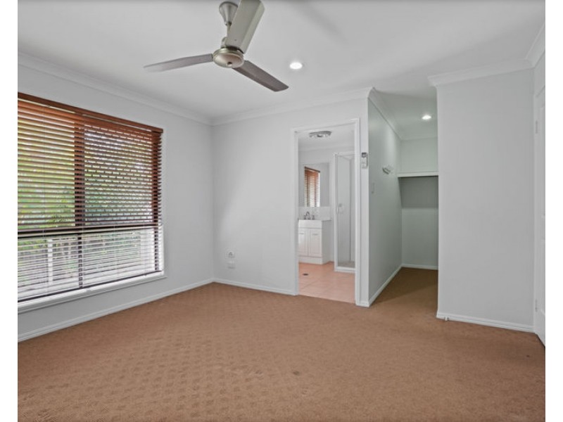 21 Wicks Street, New Auckland QLD 4680