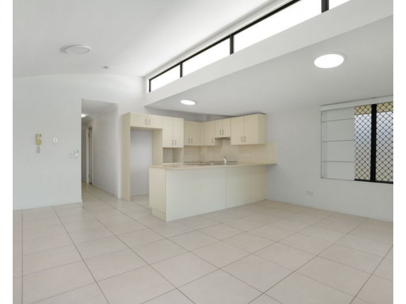 11/8A Wyndham Avenue, Boyne Island QLD 4680