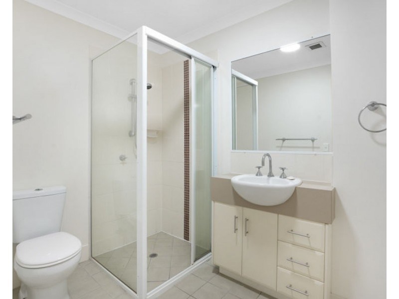 11/8A Wyndham Avenue, Boyne Island QLD 4680