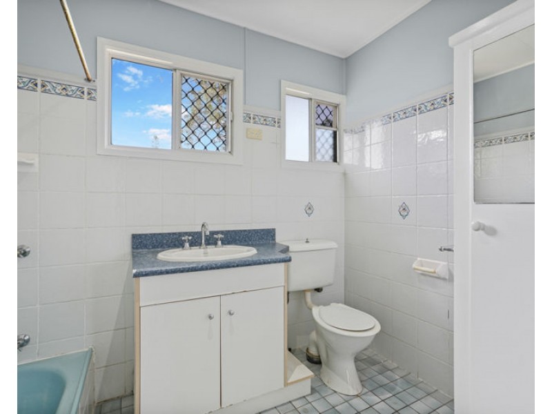 1/20 Mellefont Street, West Gladstone QLD 4680