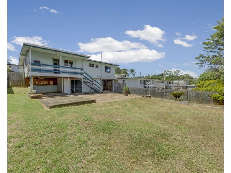 9 Ferguson Crescent, West Gladstone QLD 4680