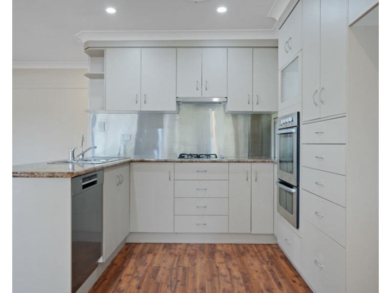 13 Stitt Close, Glen Eden QLD 4680