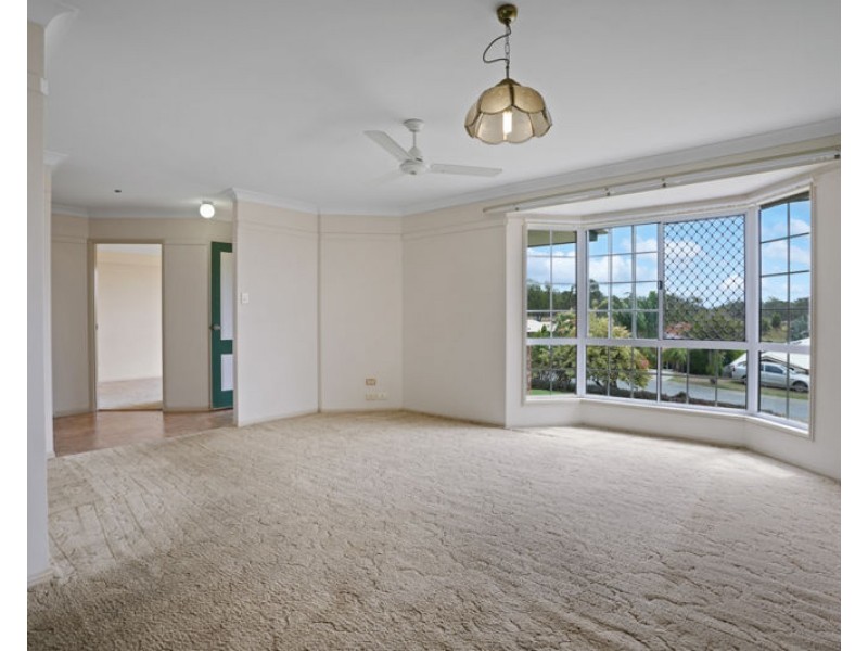 13 Stitt Close, Glen Eden QLD 4680