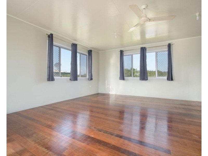 10 Aspland Street, Clinton QLD 4680