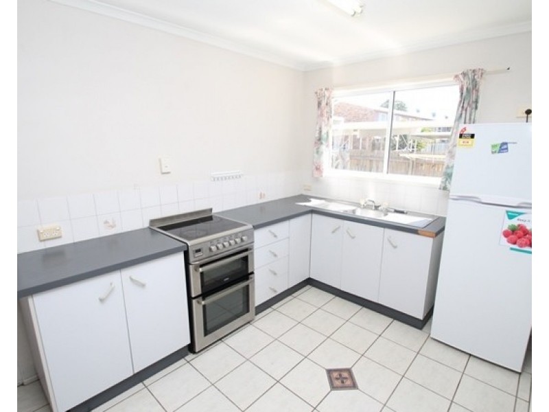 2/37 French Street, South Gladstone QLD 4680