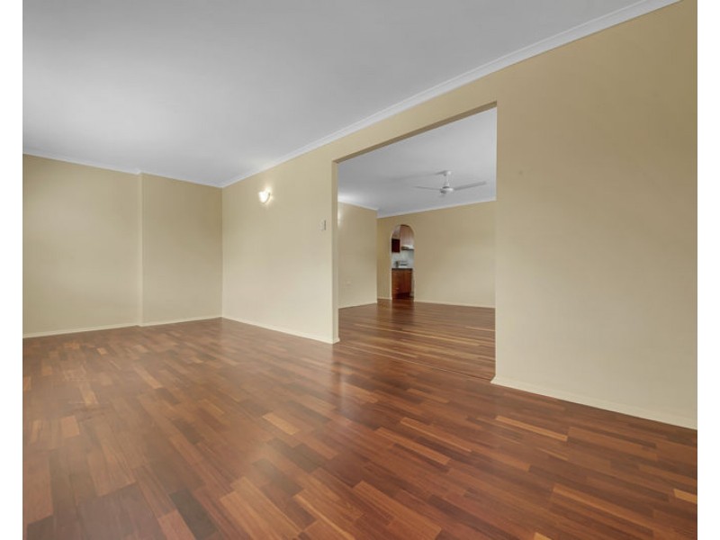 10 Satinay Street, New Auckland QLD 4680