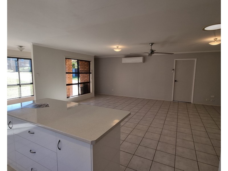 3 Eloise Court, Clinton QLD 4680