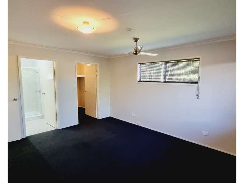 3 Eloise Court, Clinton QLD 4680