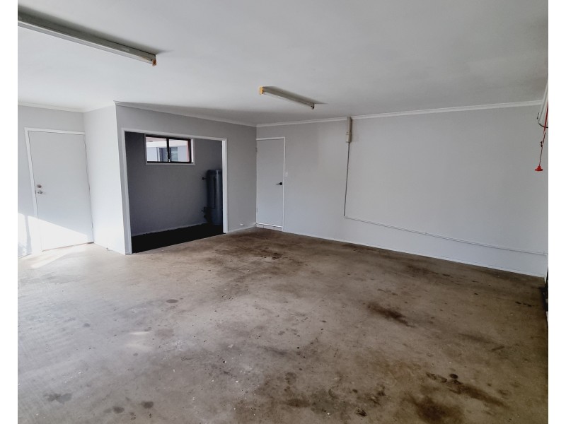 3 Eloise Court, Clinton QLD 4680