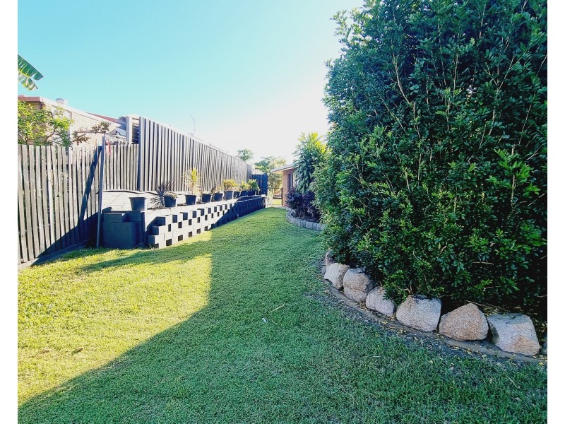 3 Eloise Court, Clinton QLD 4680
