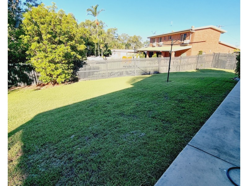 3 Eloise Court, Clinton QLD 4680