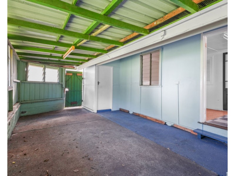 98 Glenlyon Street, Gladstone QLD 4680